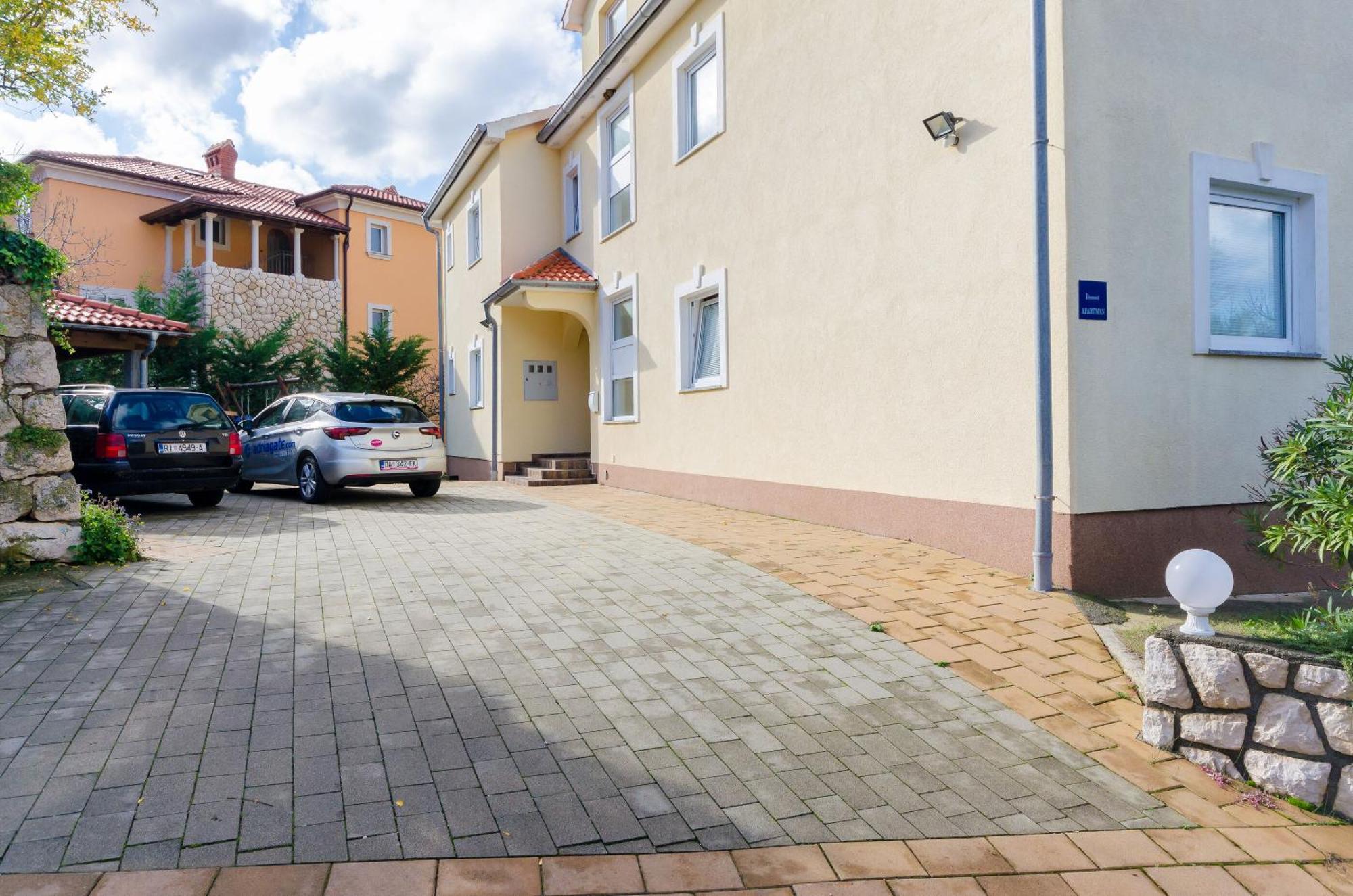 Apartments Alex Лопар Екстер'єр фото